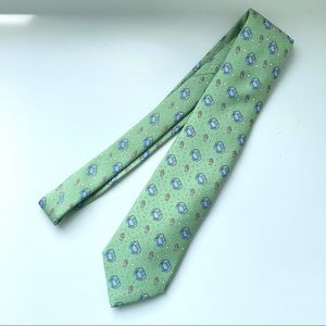 Vineyard Vines Men’s Green Crab and Coral Tie